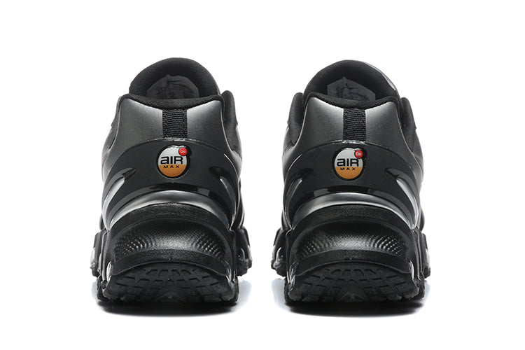 Nike DN 8