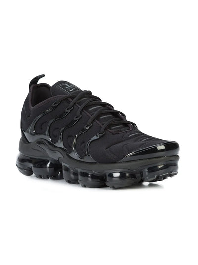 NIKE VAPORMAX PLUS TRIPLEBLACK