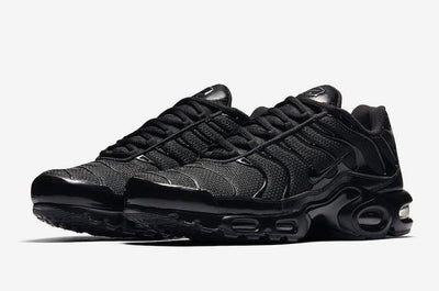 NIKE AIR MAX PLUS TN BLACK