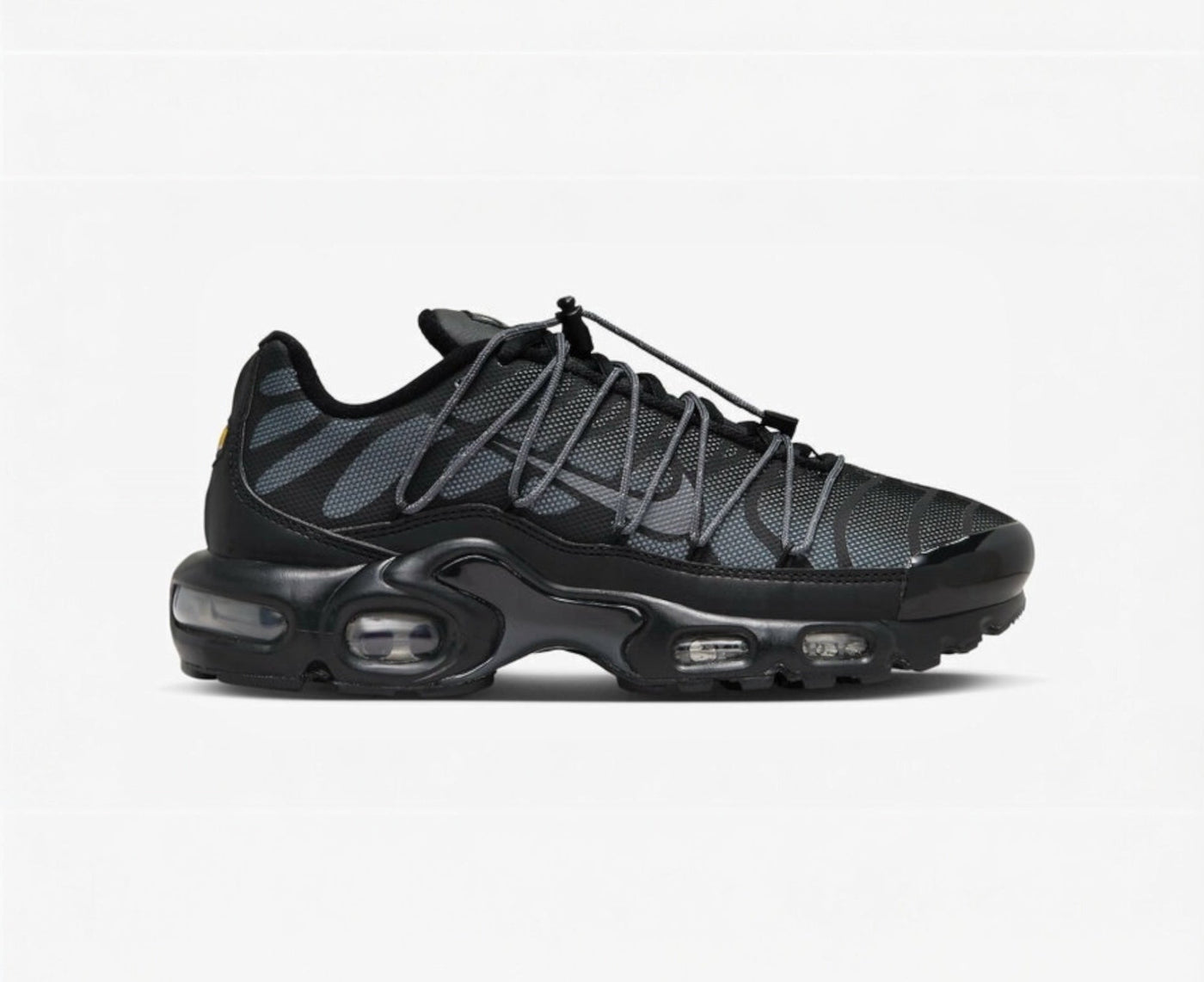 NIKE AIR MAX PLUS UTILITY BLACK REFLECTIVE