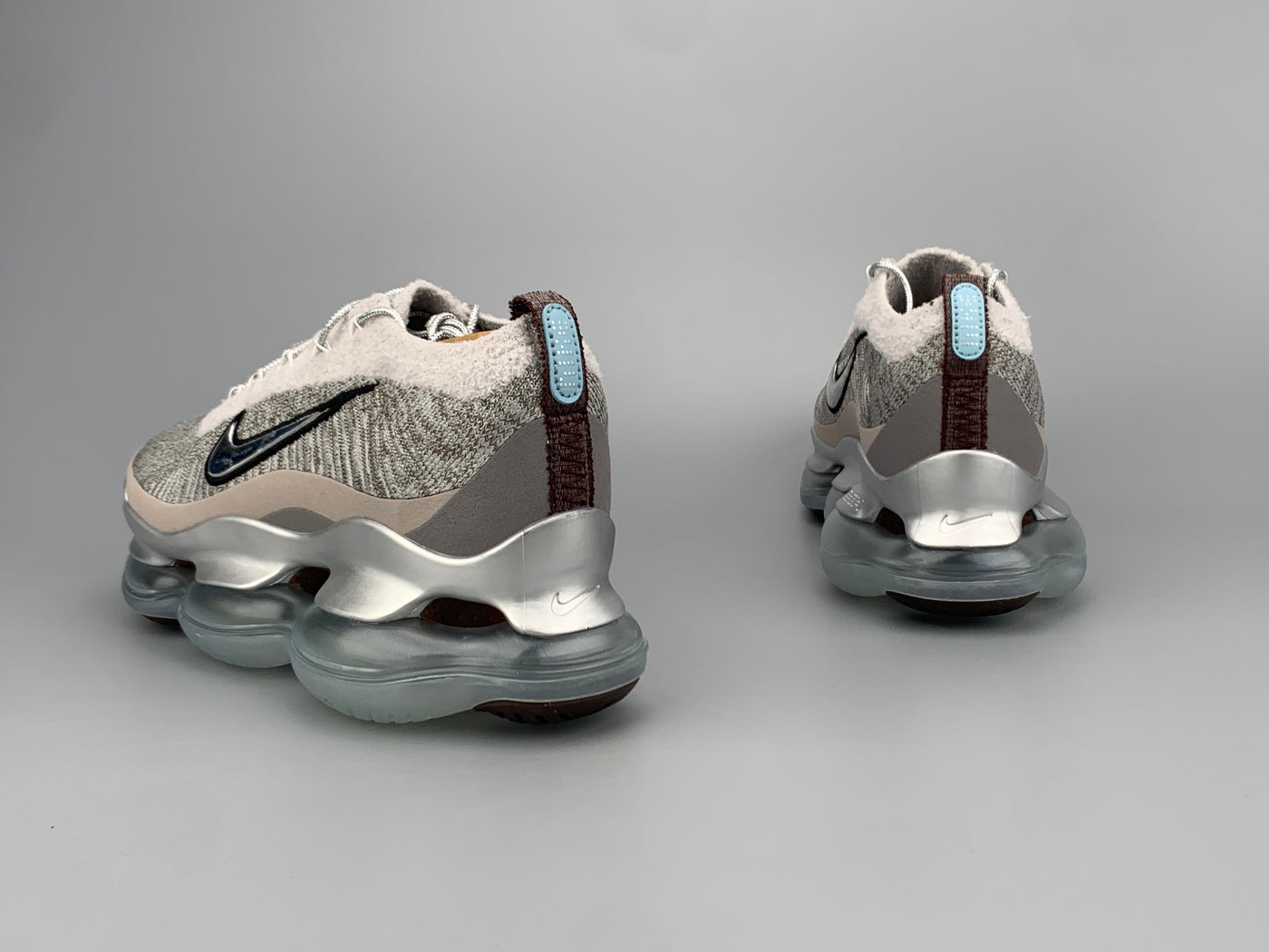 Nike Air Max Scorpion Flyknit- silver